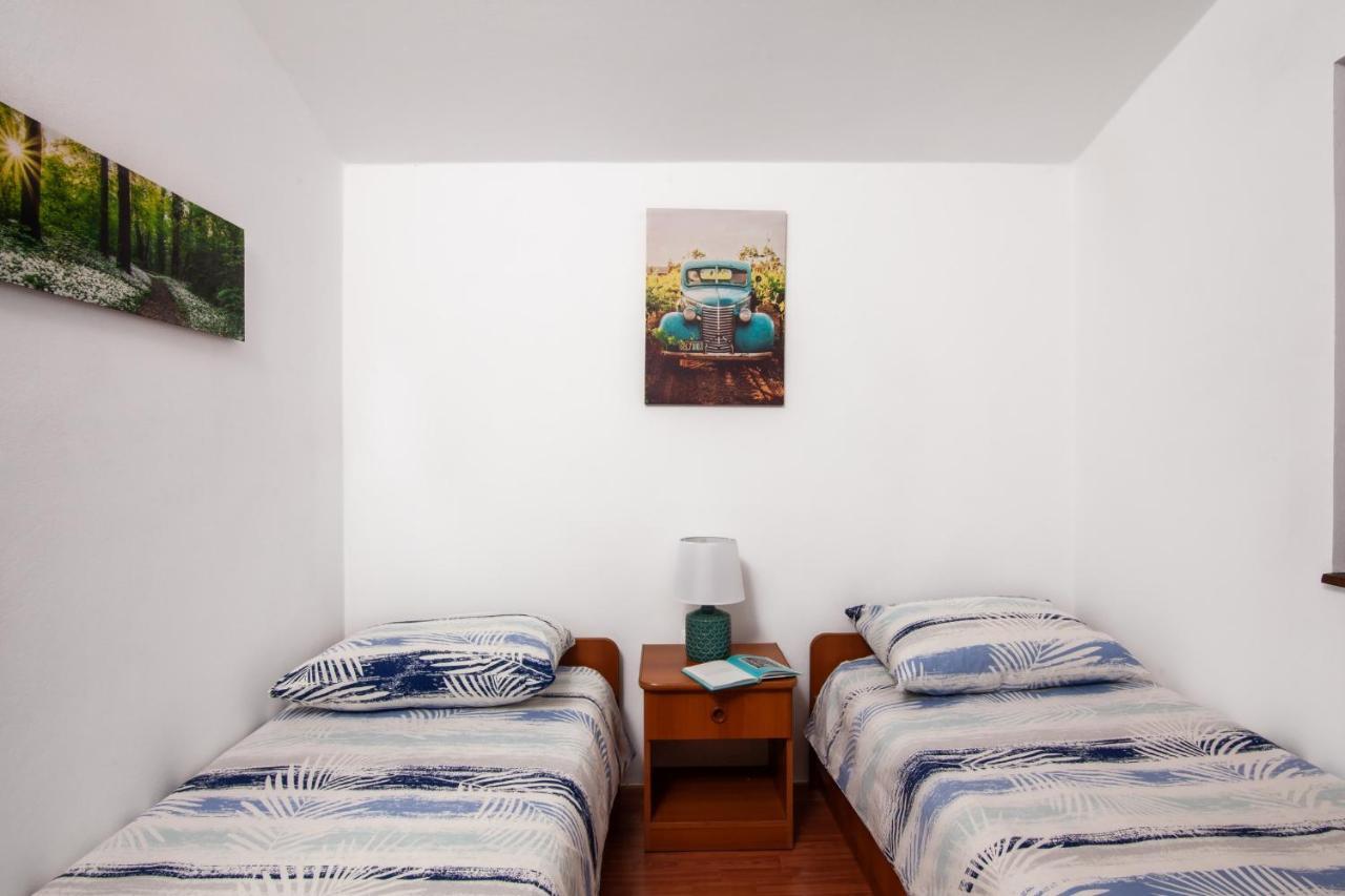 פאז'אנה Apartman Tanja מראה חיצוני תמונה
